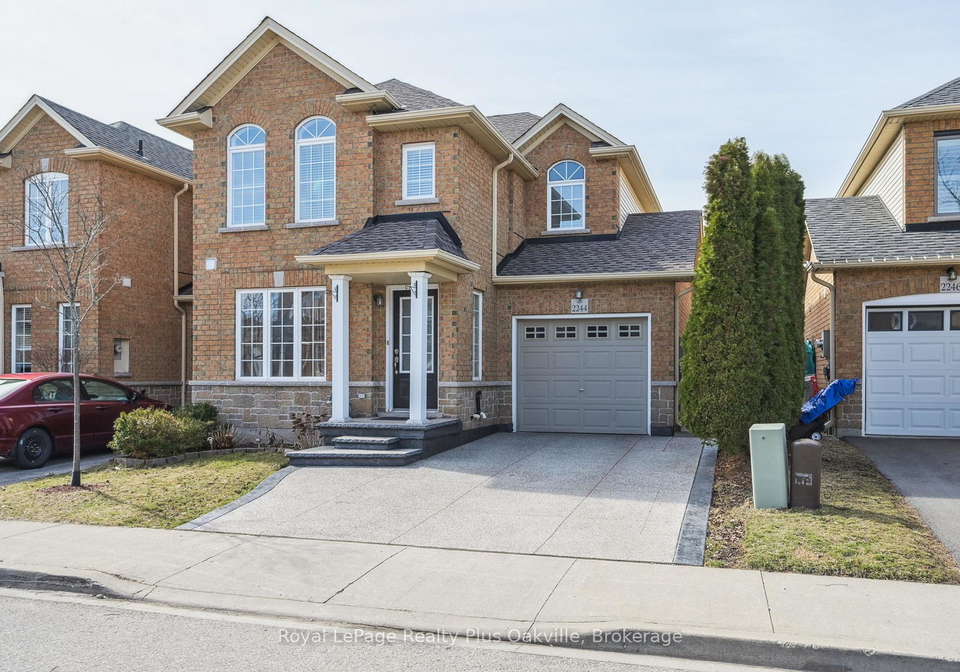 2244-stokes-lane-burlington-ontario-w13009370