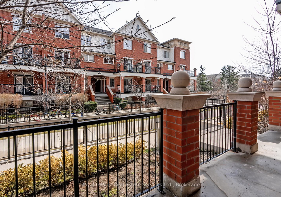 2480-post-road-oakville-ontario-w13009576