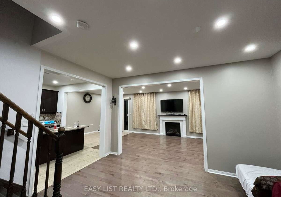 450-cavanagh-lane-milton-ontario-w13009604