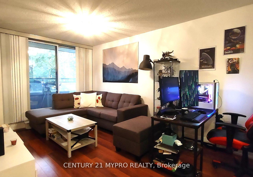 1060-sheppard-avenue-w-york-ontario-w13009802
