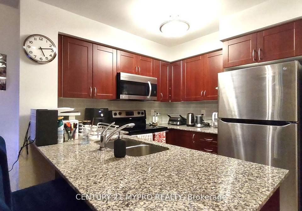 1060-sheppard-avenue-w-york-ontario-w13009802