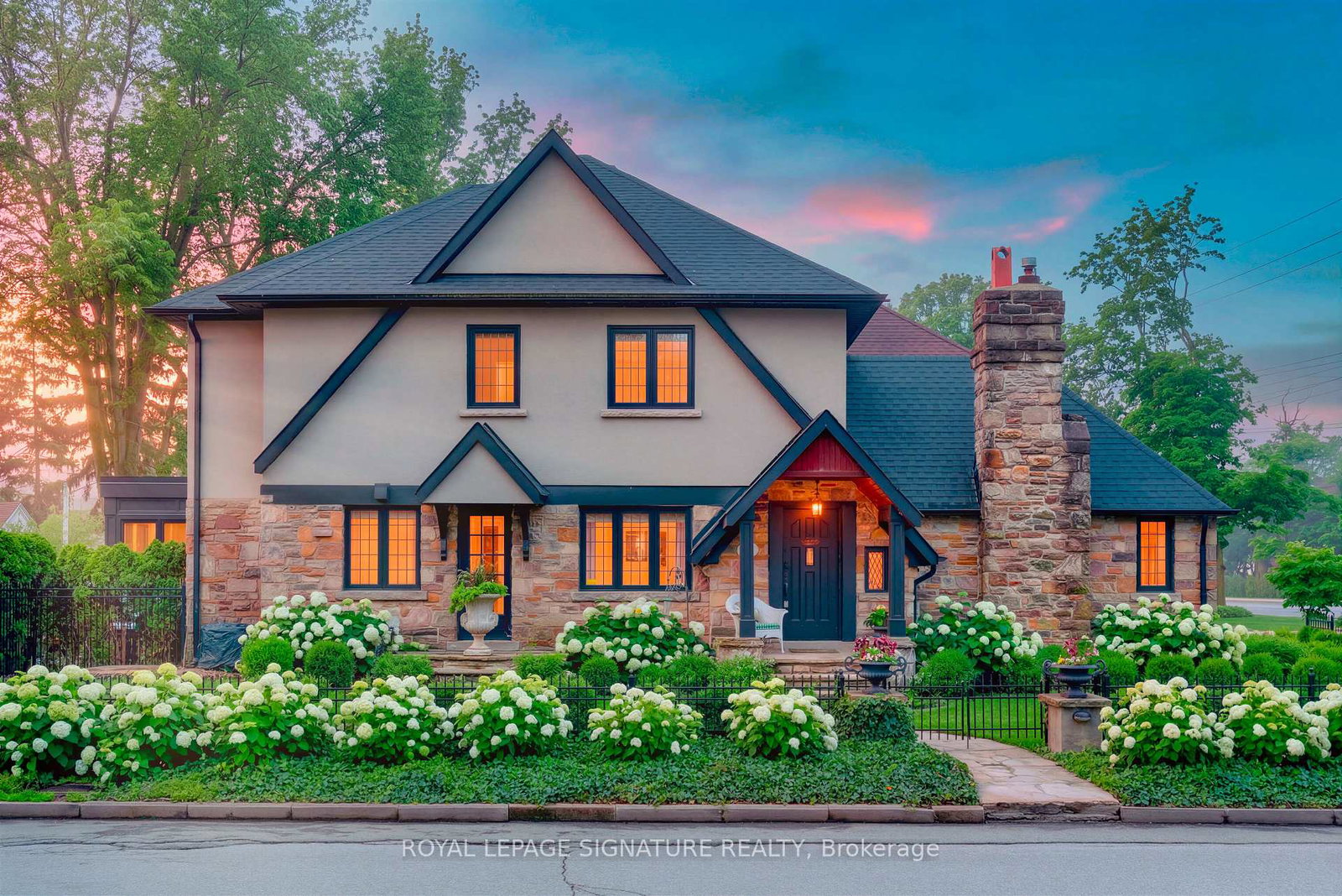 25-varley-lane-etobicoke-ontario-w13009832