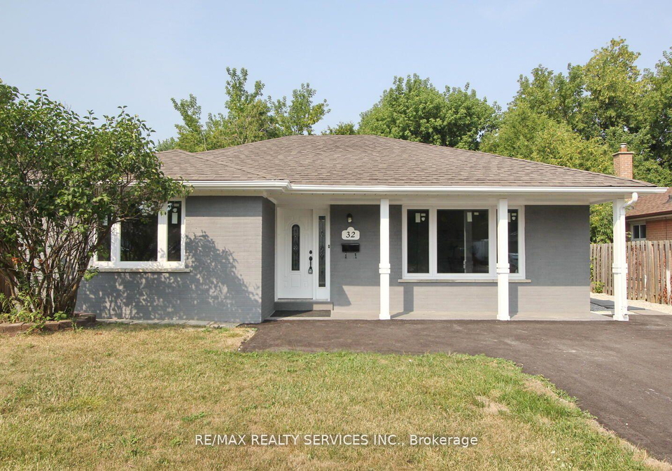 32-sanford-crescent-brampton-ontario-w13010124