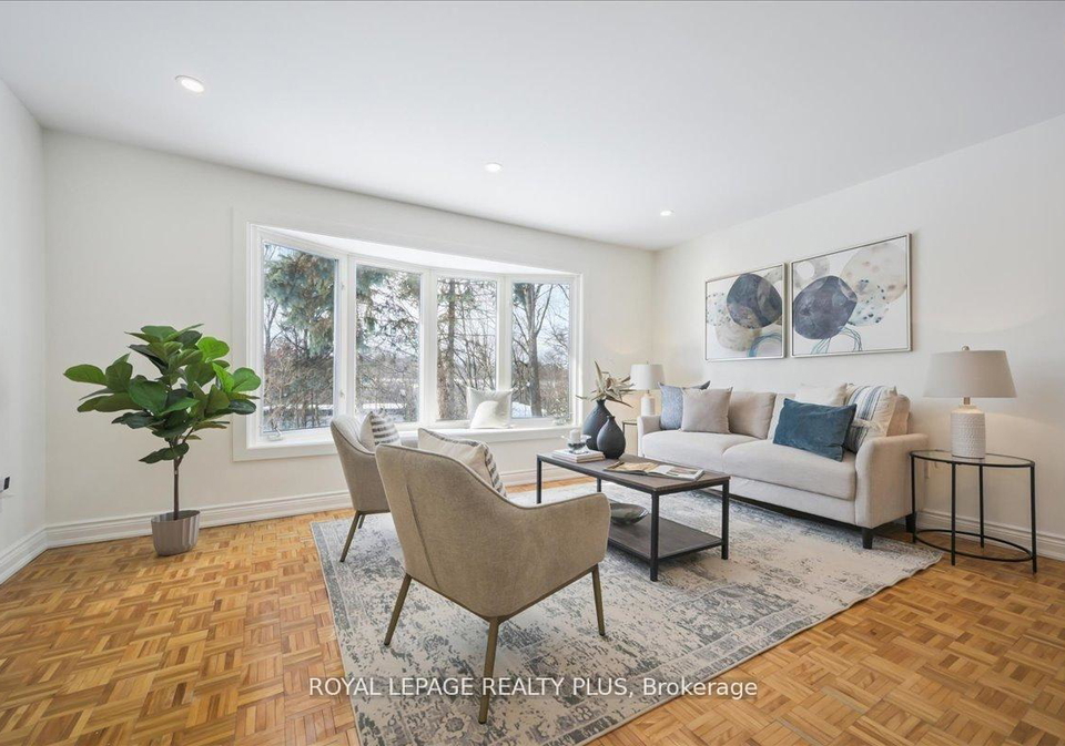 3655-burnbrae-drive-mississauga-ontario-w13010208