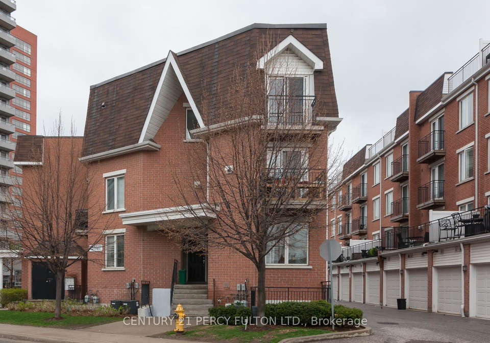 20-machells-avenue-n-toronto-ontario-w13010212