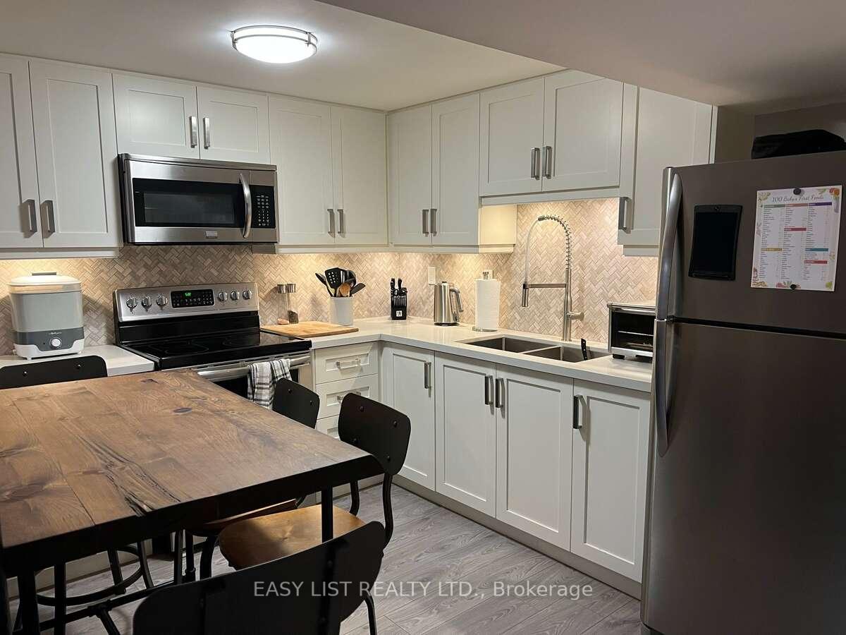 23-goodwood-avenue-toronto-ontario-w13010342