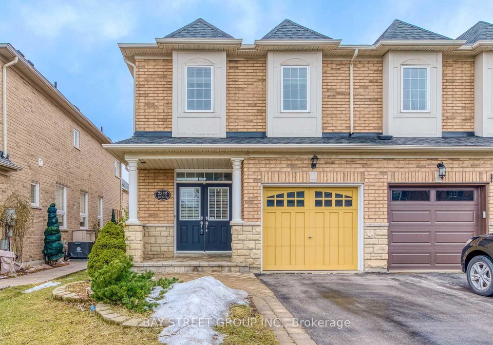 2278-stone-glen-crescent-oakville-ontario-w13010386
