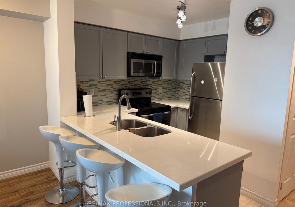 7-michael-power-place-etobicoke-ontario-w13010412