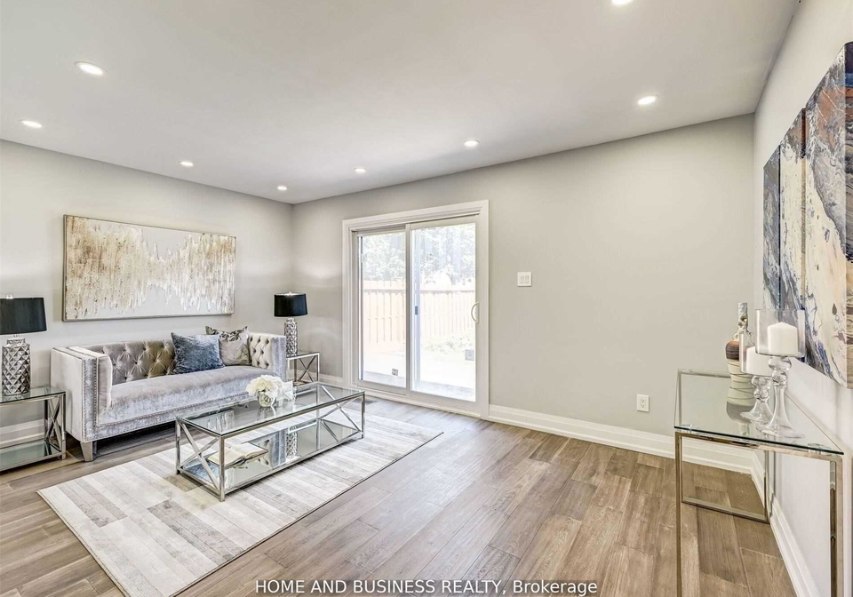 470-louis-drive-mississauga-ontario-w13010418