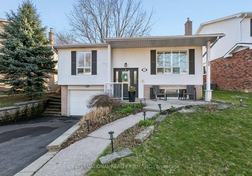 1326-roxborough-crescent-burlington-ontario-w13010454