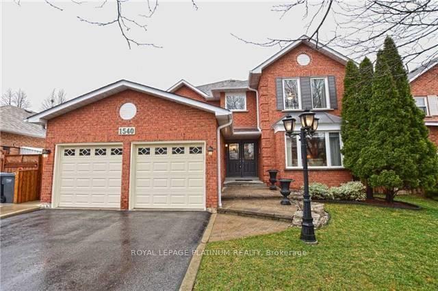 1540-manorbrook-court-mississauga-ontario-w13010540