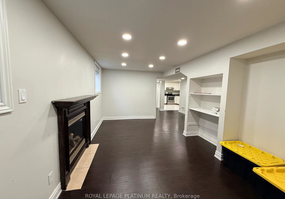 1540-manorbrook-court-mississauga-ontario-w13010540