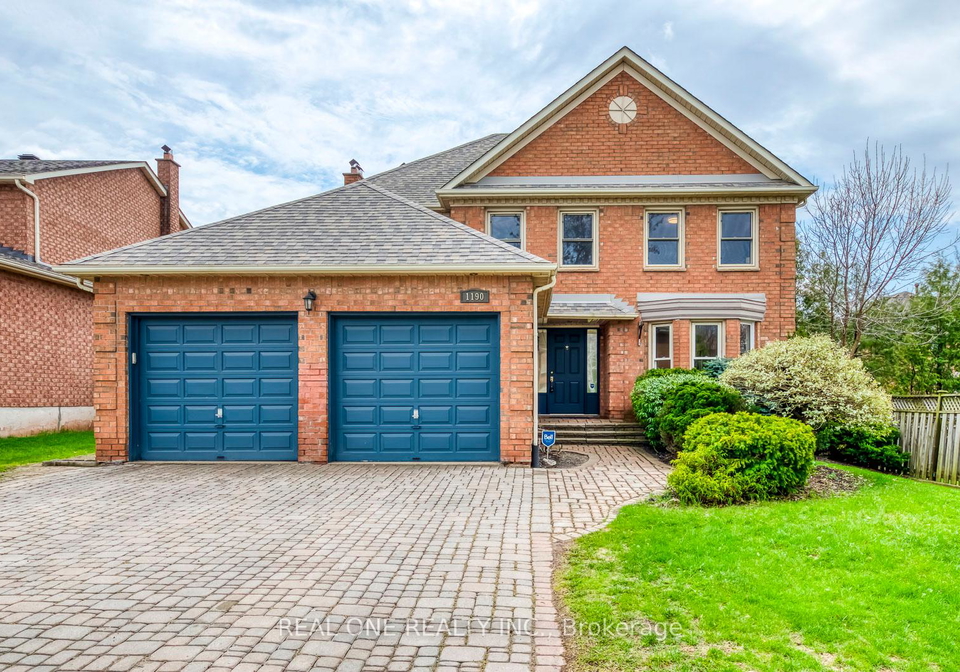 1190-valleybrook-drive-oakville-ontario-w13010638