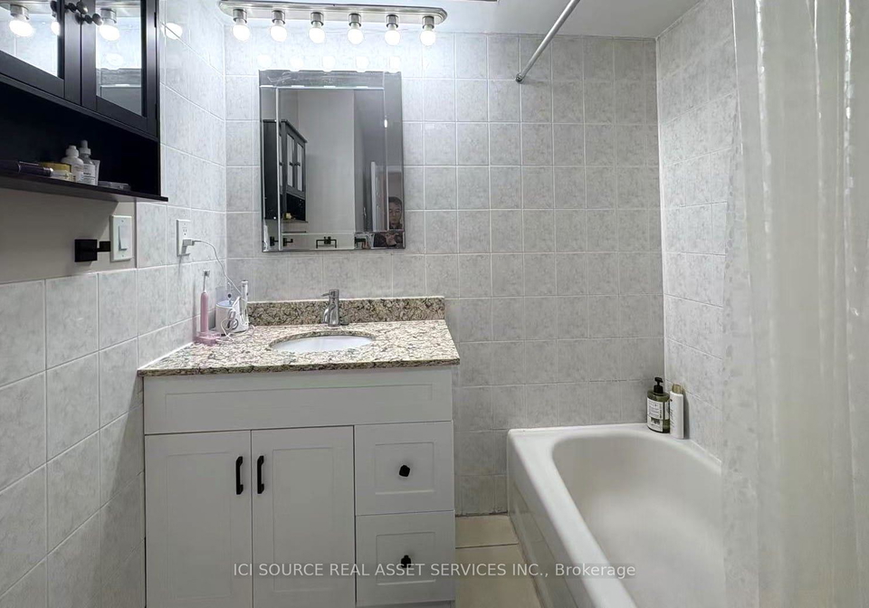 19-talbot-street-brampton-ontario-w13010752