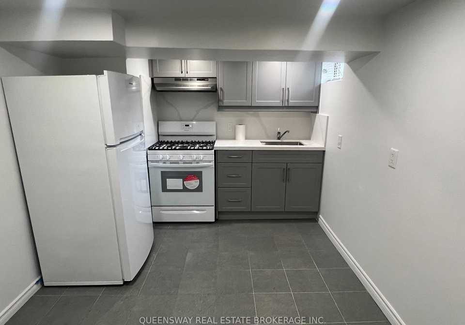 1389-lansdowne-avenue-toronto-ontario-w13010790