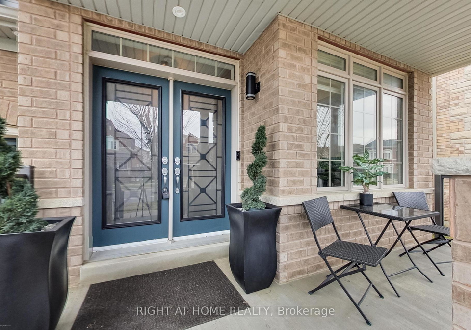 571-dougall-avenue-caledon-ontario-w13010796