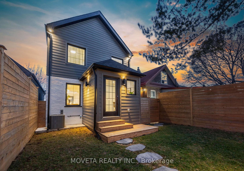 4-mahoney-avenue-north-york-ontario-w13010812