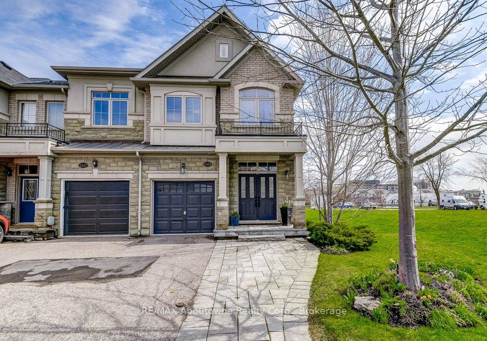 2454-greenwich-drive-oakville-ontario-w13010896