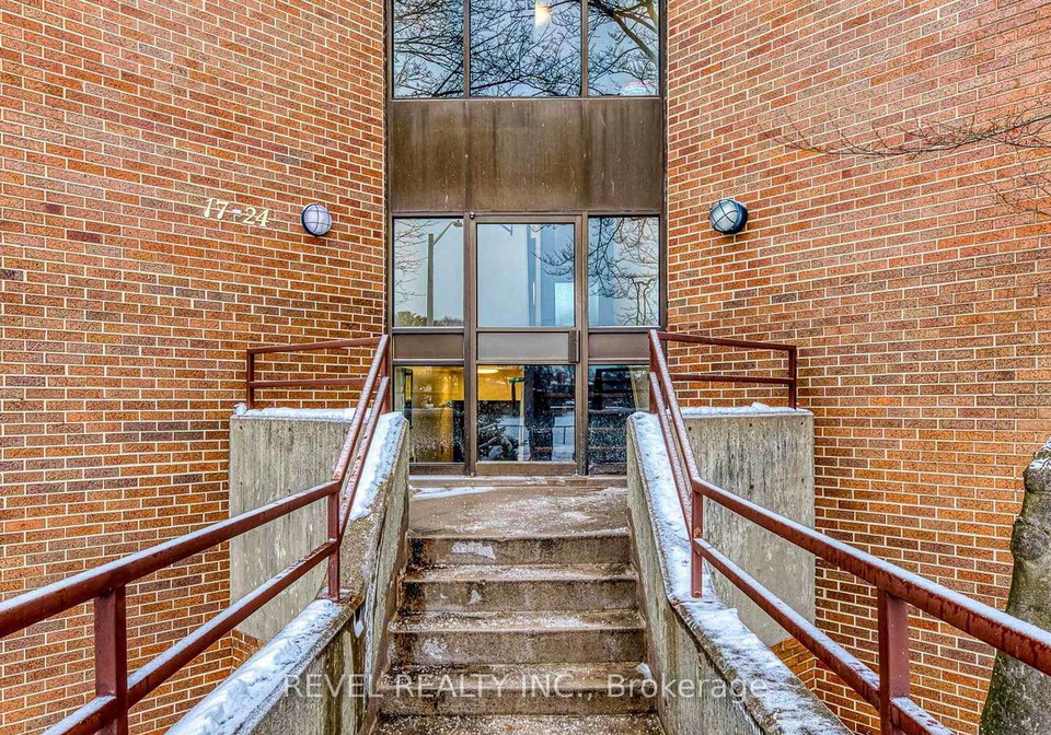 2035-south-millway-drive-mississauga-ontario-w13011020