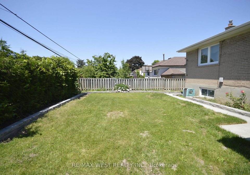 84-kearney-drive-etobicoke-ontario-w13011532
