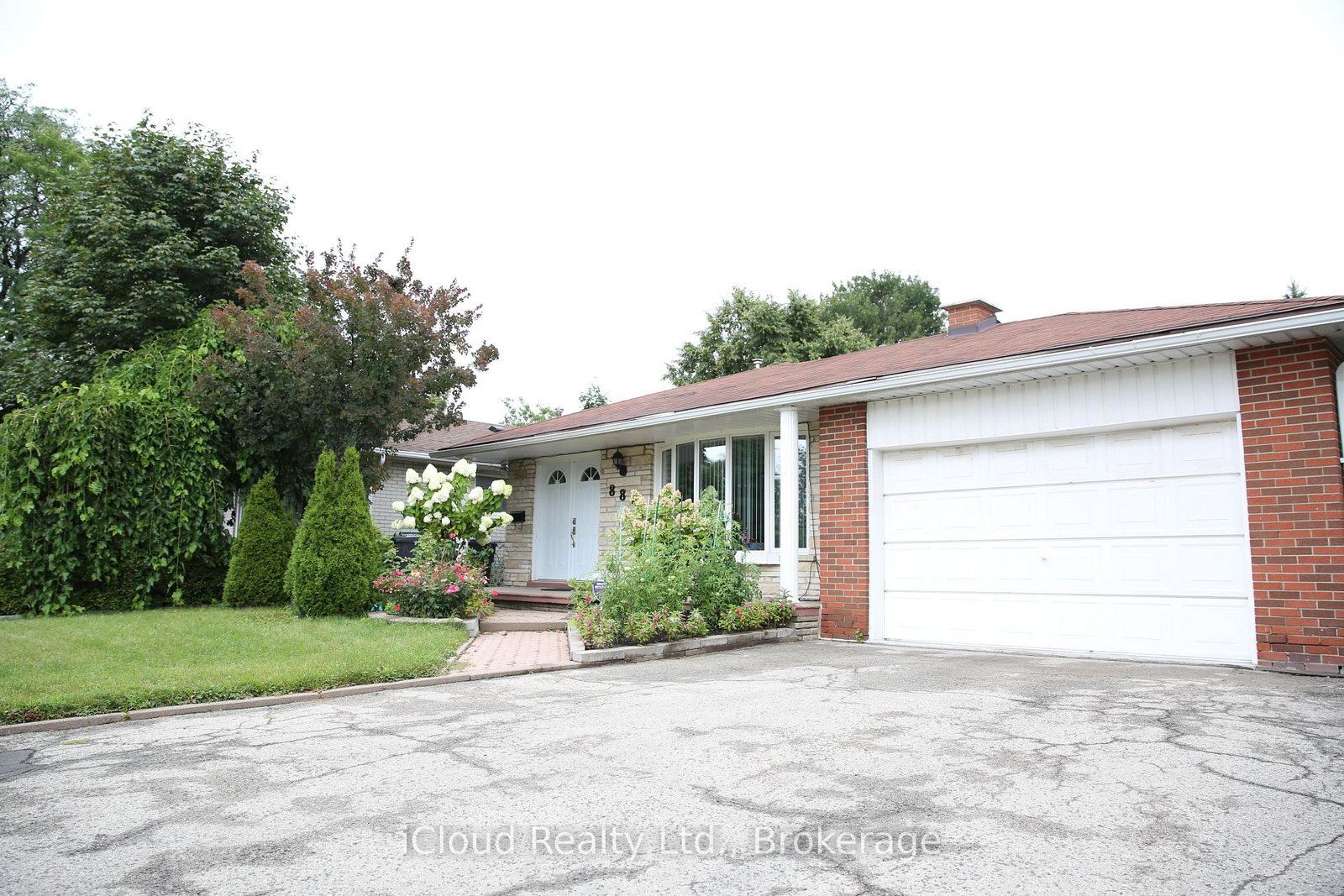 888-bloor-street-mississauga-ontario-w13011590