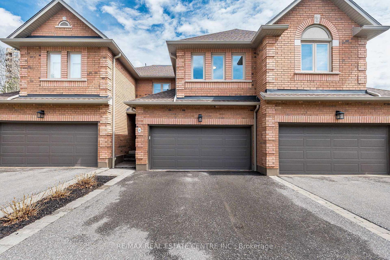 1905-broad-hallow-gate-mississauga-ontario-w13011626