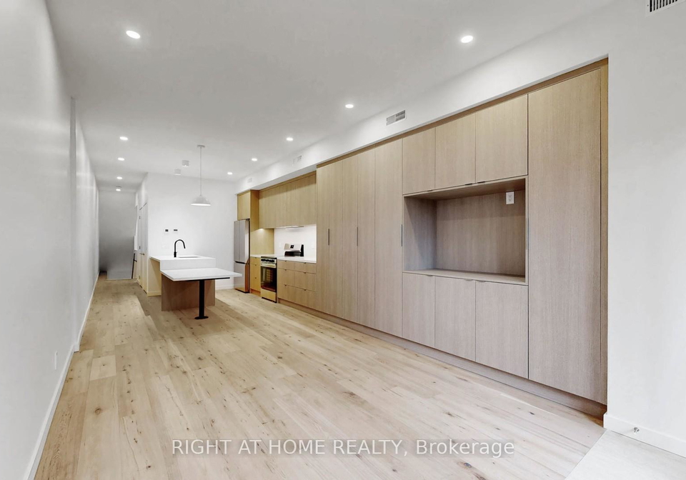 14-salem-avenue-toronto-ontario-w13011742