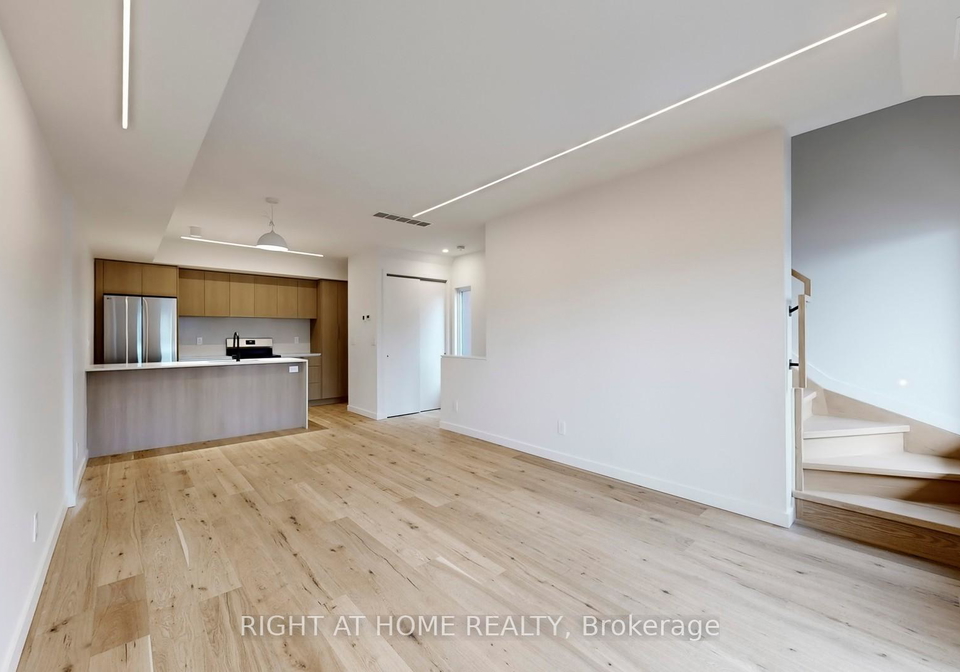 14-salem-avenue-toronto-ontario-w13011750