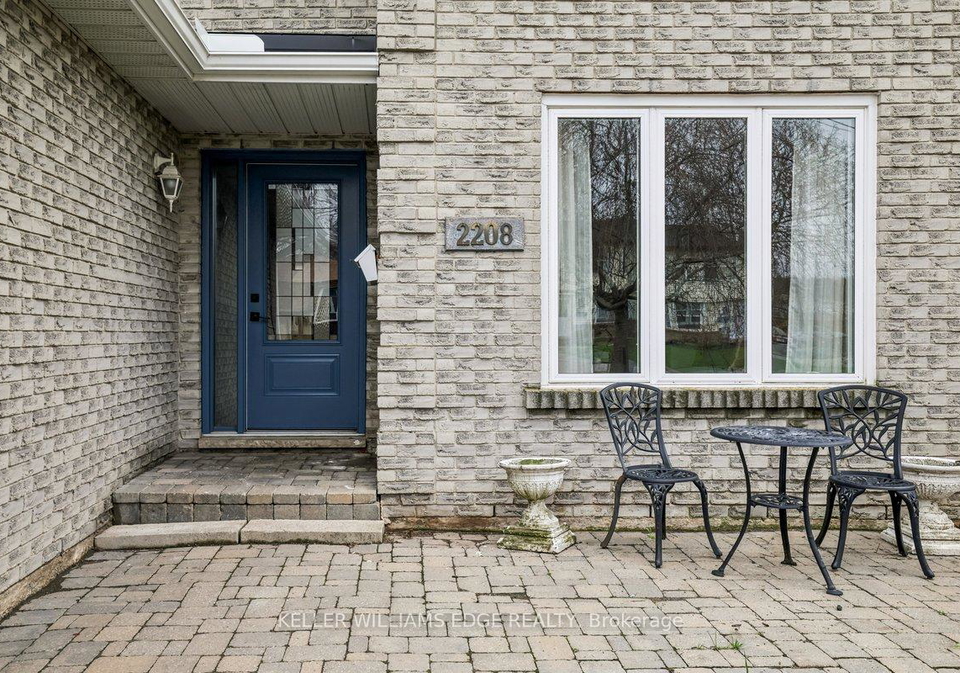 2208-melissa-crescent-burlington-ontario-w13011772