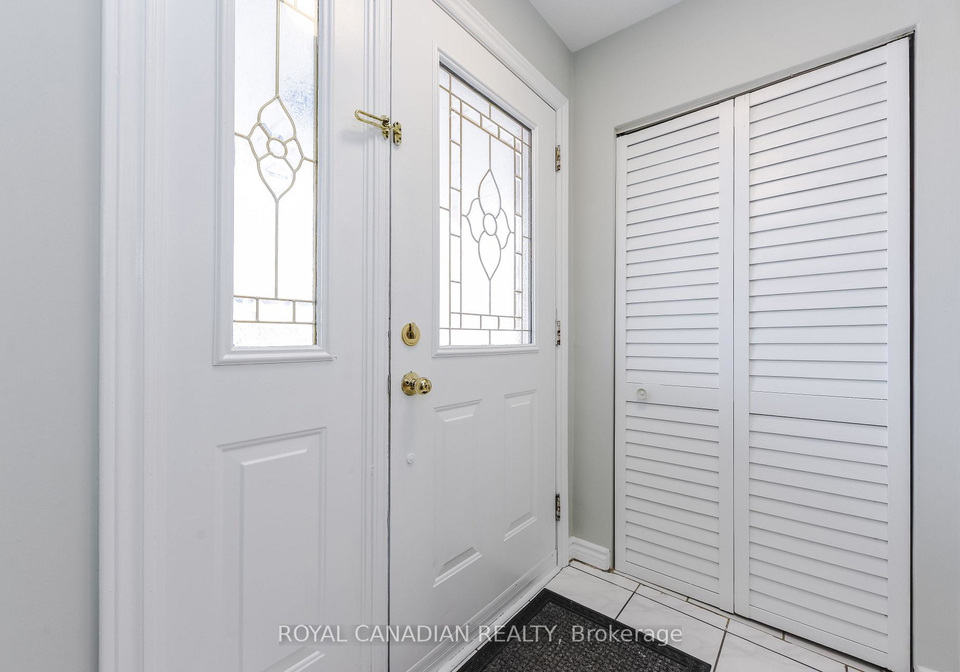 7566-lockington-crescent-mississauga-ontario-w13012158