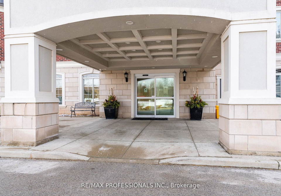 2300-upper-middle-road-oakville-ontario-w13012240
