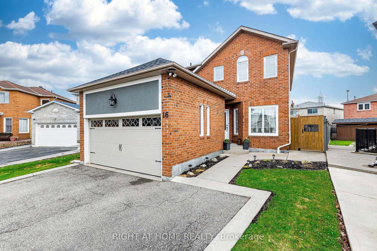 16-woodside-court-brampton-ontario-w13012312