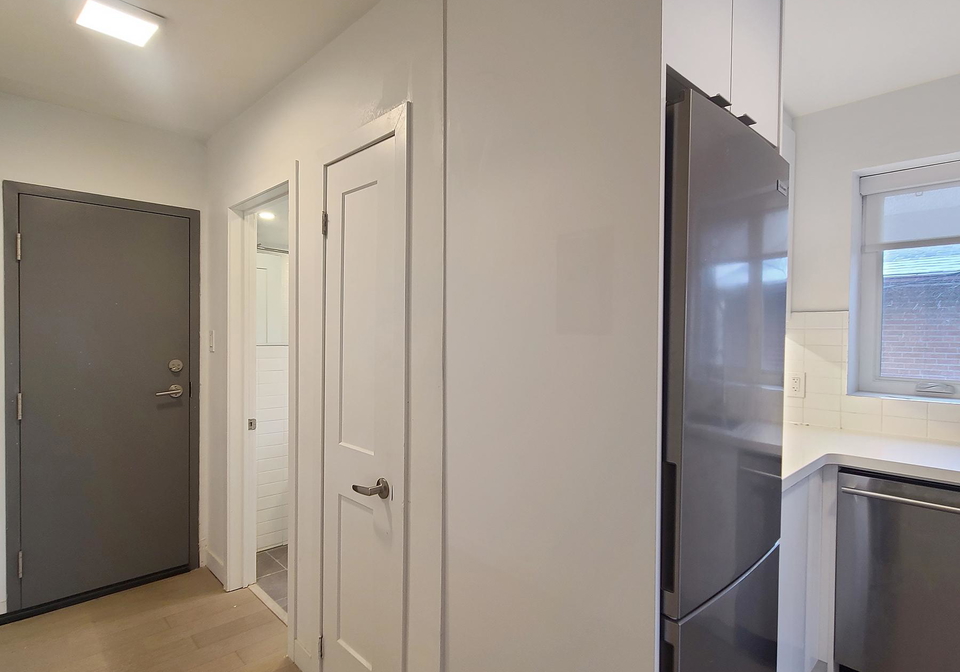 521-browns-line-etobicoke-ontario-w13012398