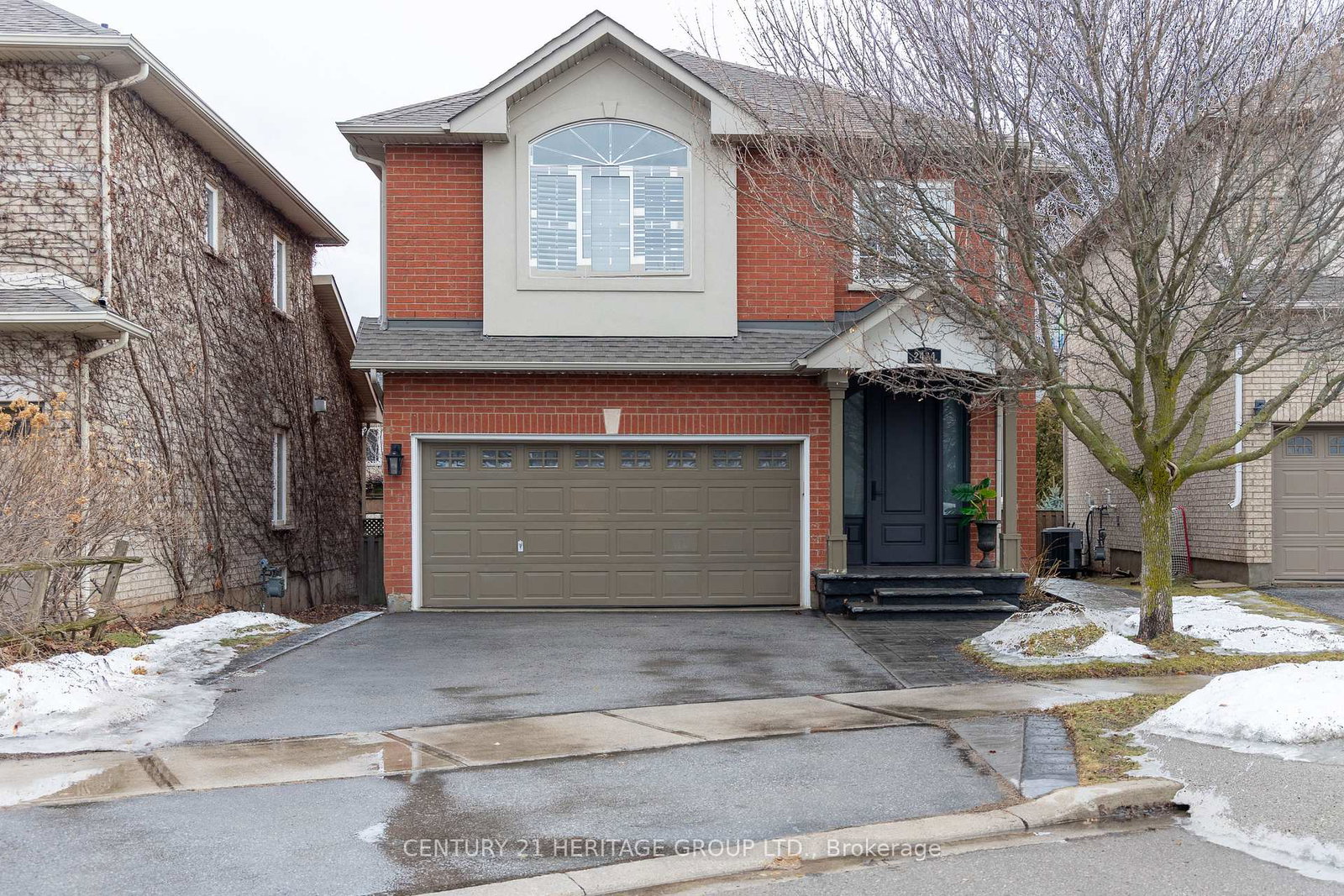 2434-blue-holly-crescent-oakville-ontario-w13012582