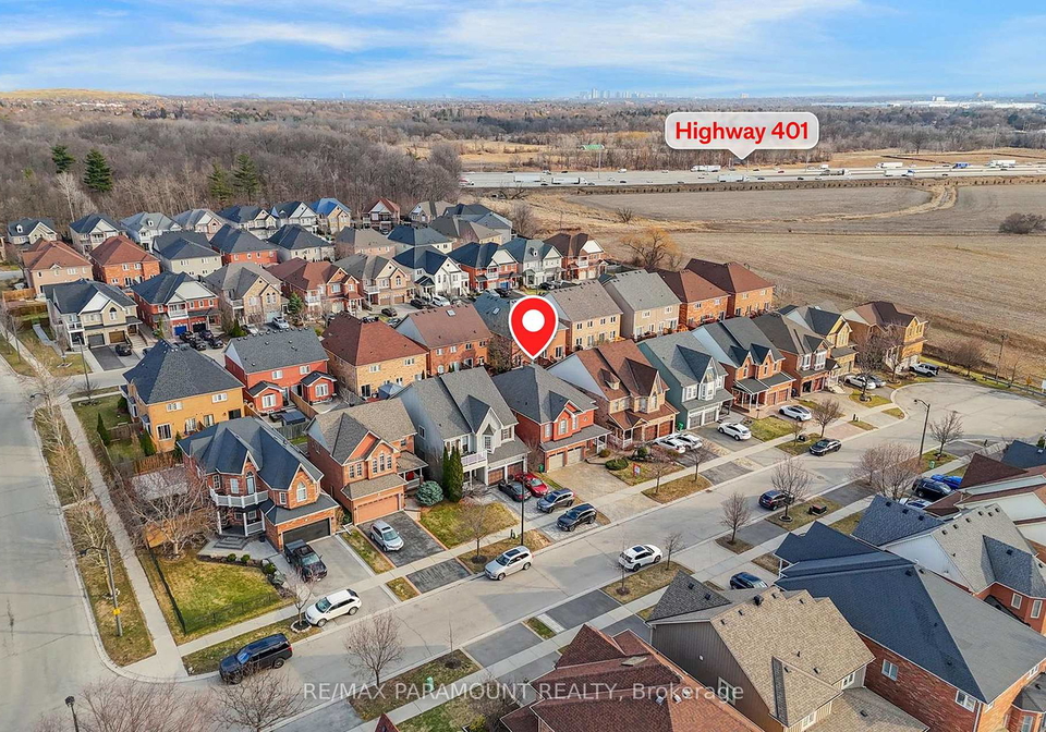 1122-lamplight-way-mississauga-ontario-w13012920