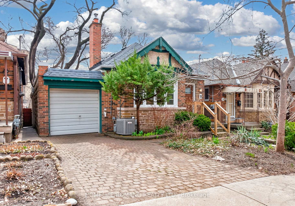 9-little-avenue-north-york-ontario-w13013022
