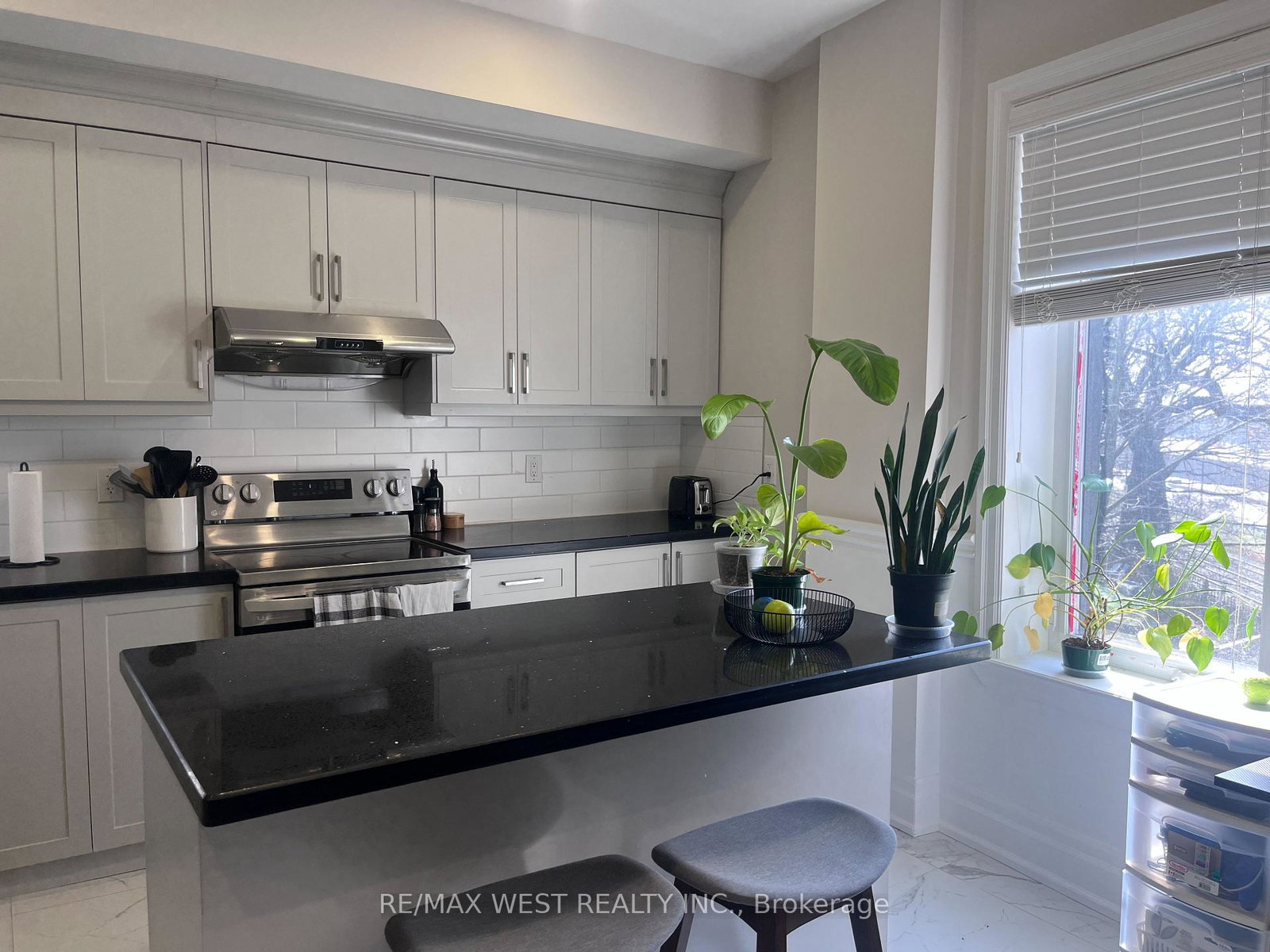 1495-king-street-w-toronto-ontario-w13013050