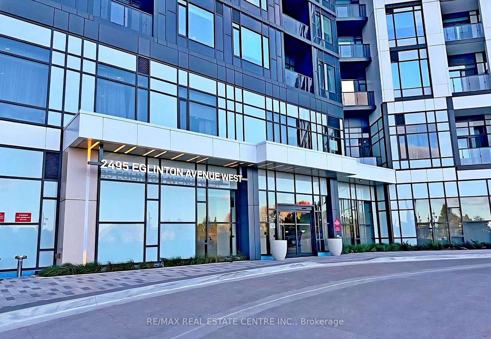 2495-eglinton-avenue-w-mississauga-ontario-w13013120