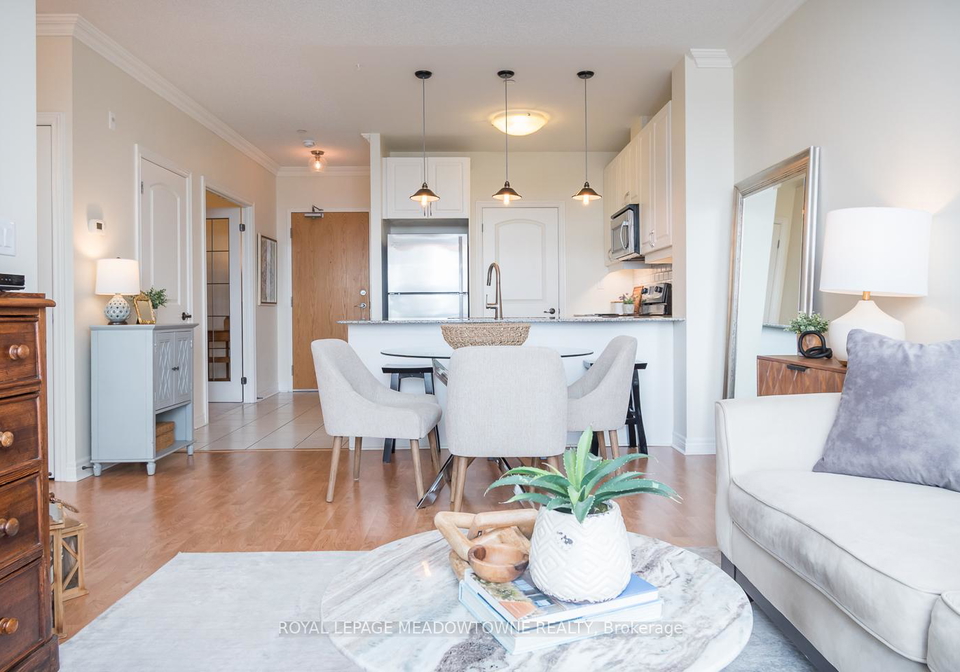 383-main-street-e-milton-ontario-w13013214