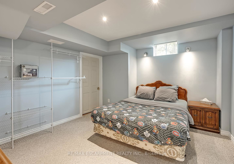 5410-duchess-court-burlington-ontario-w13013464