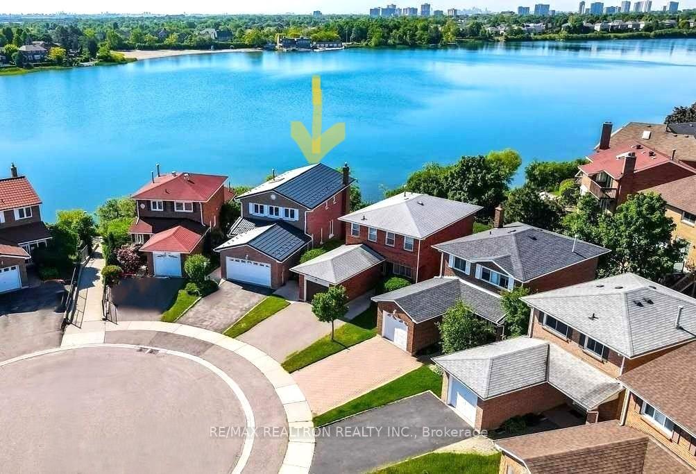22-peaceful-place-brampton-ontario-w13013602
