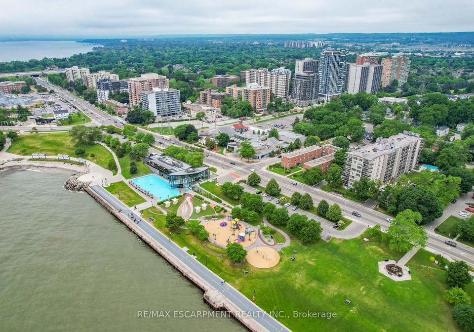 1347-lakeshore-road-burlington-ontario-w13013606