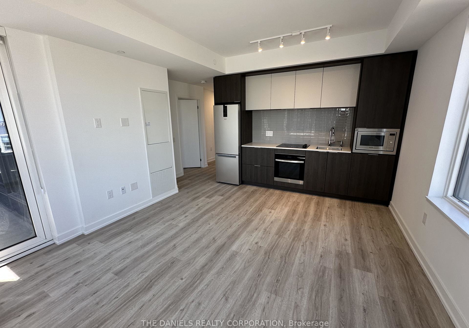395-square-one-drive-mississauga-ontario-w13013660