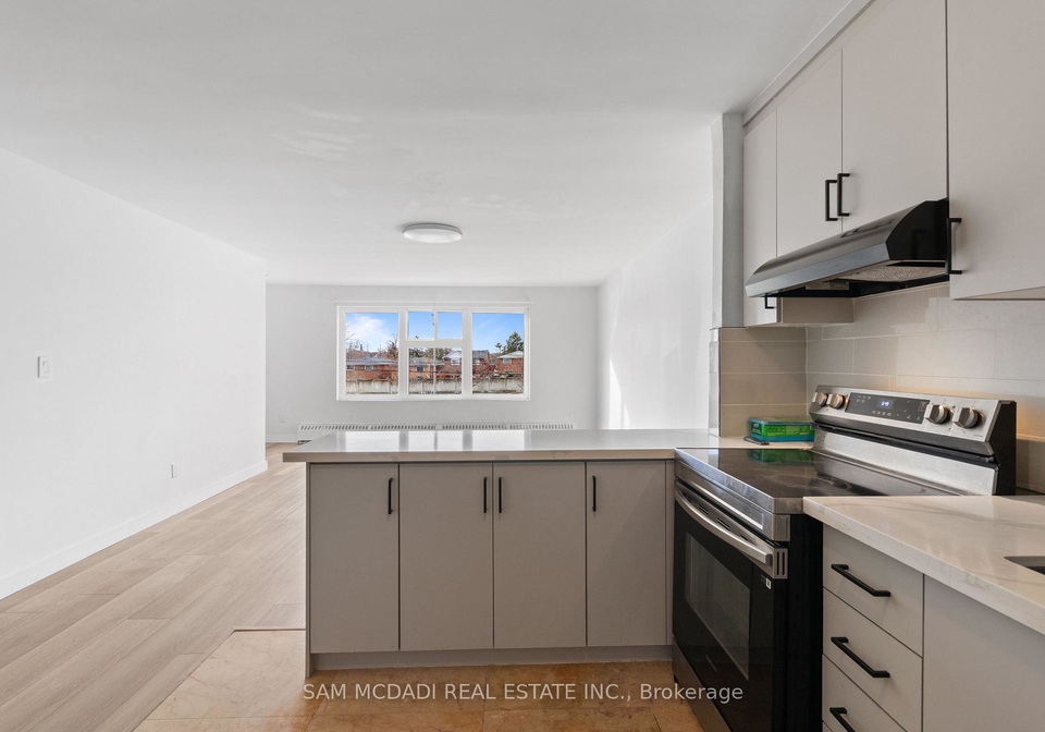 1018-burnhamthorpe-road-e-mississauga-ontario-w13013728