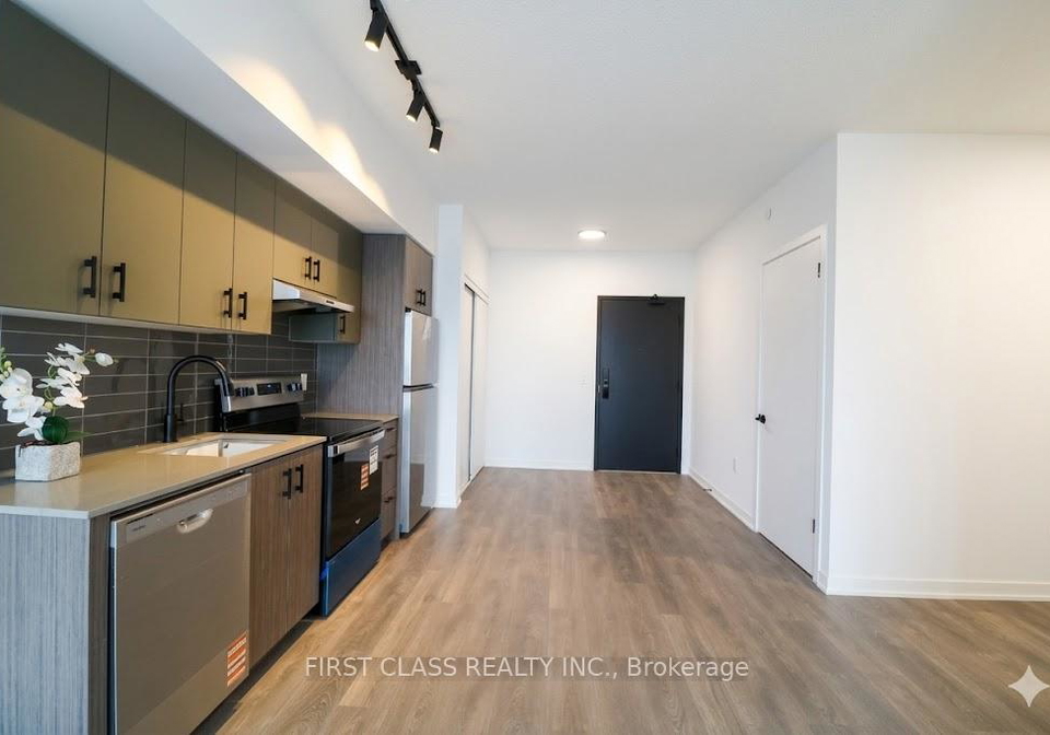 4878-powers-common-burlington-ontario-w13013750