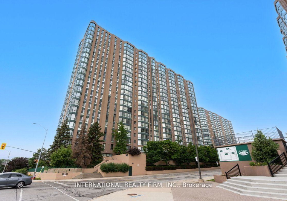 145-hillcrest-avenue-e-mississauga-ontario-w13013792