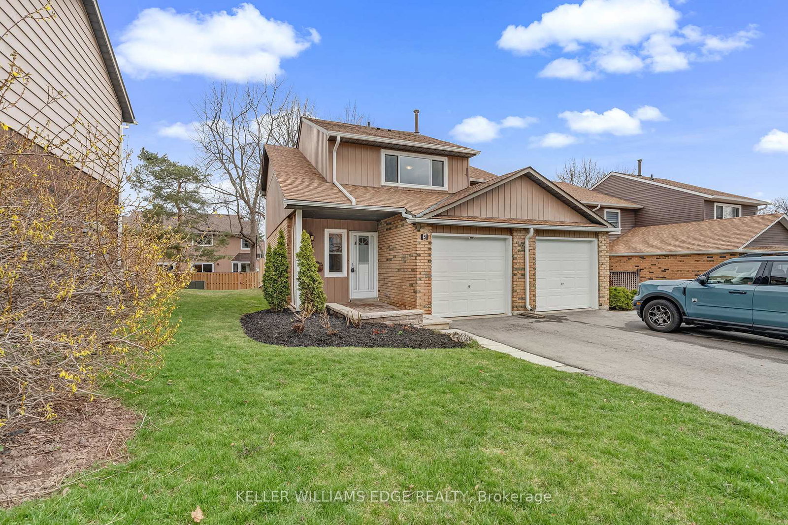 218fairchild-boulevard-burlington-ontario-w13013838