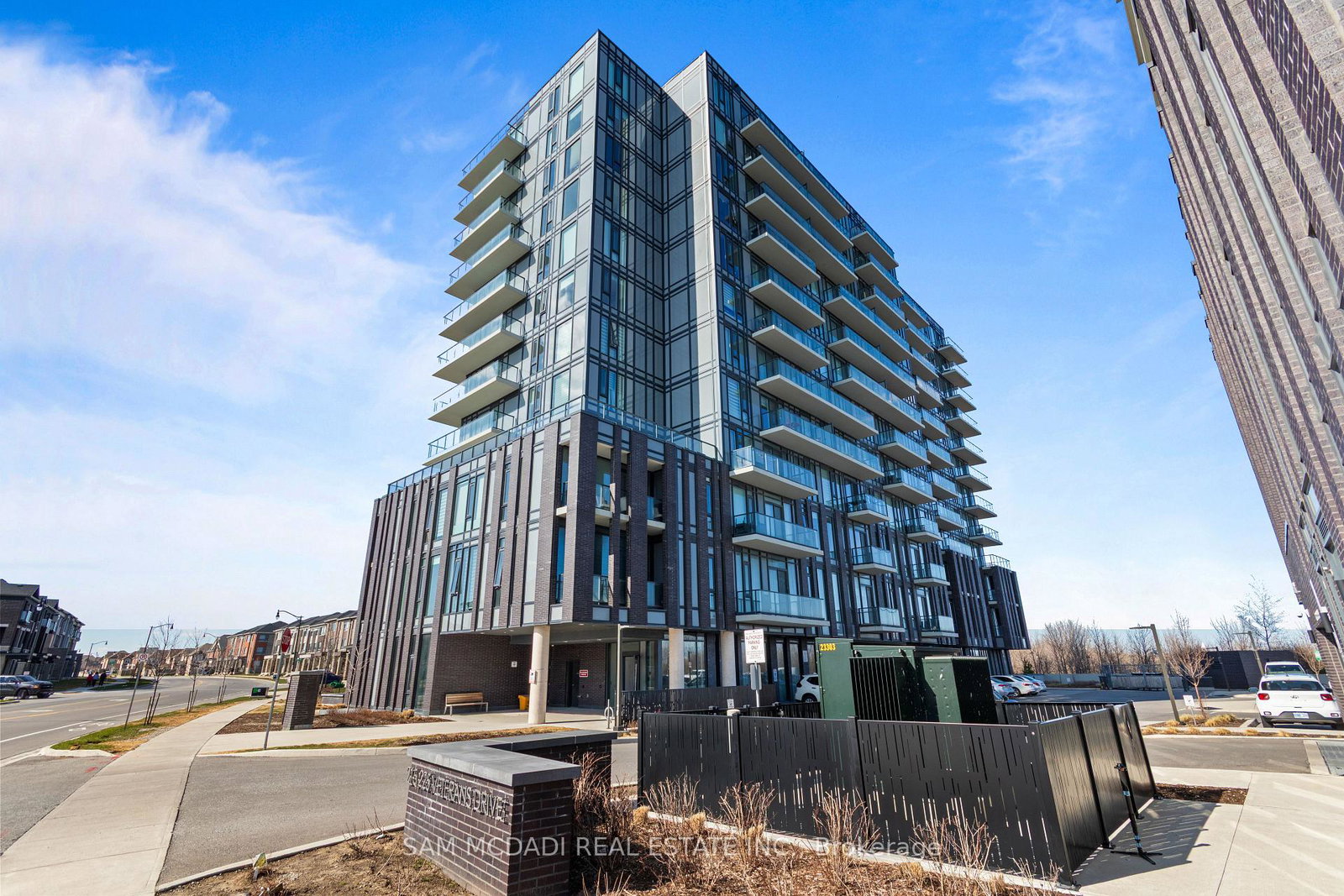 225-veterans-drive-brampton-ontario-w13013854