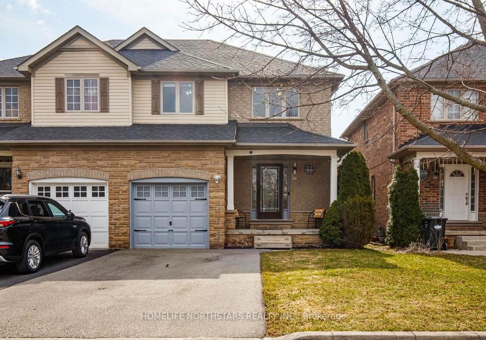 19-stable-gate-brampton-ontario-w13014052