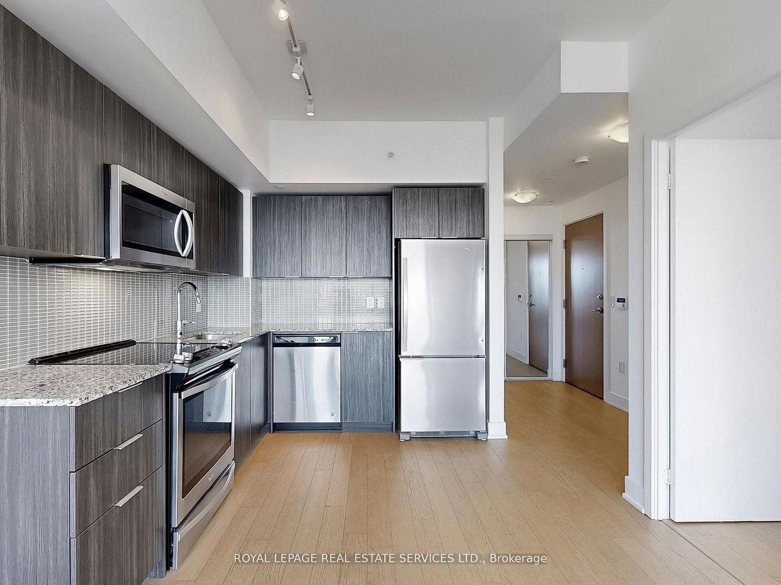 30-shore-breeze-drive-etobicoke-ontario-w13014108